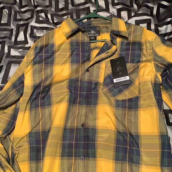Men’s button down - Picture 1 of 1